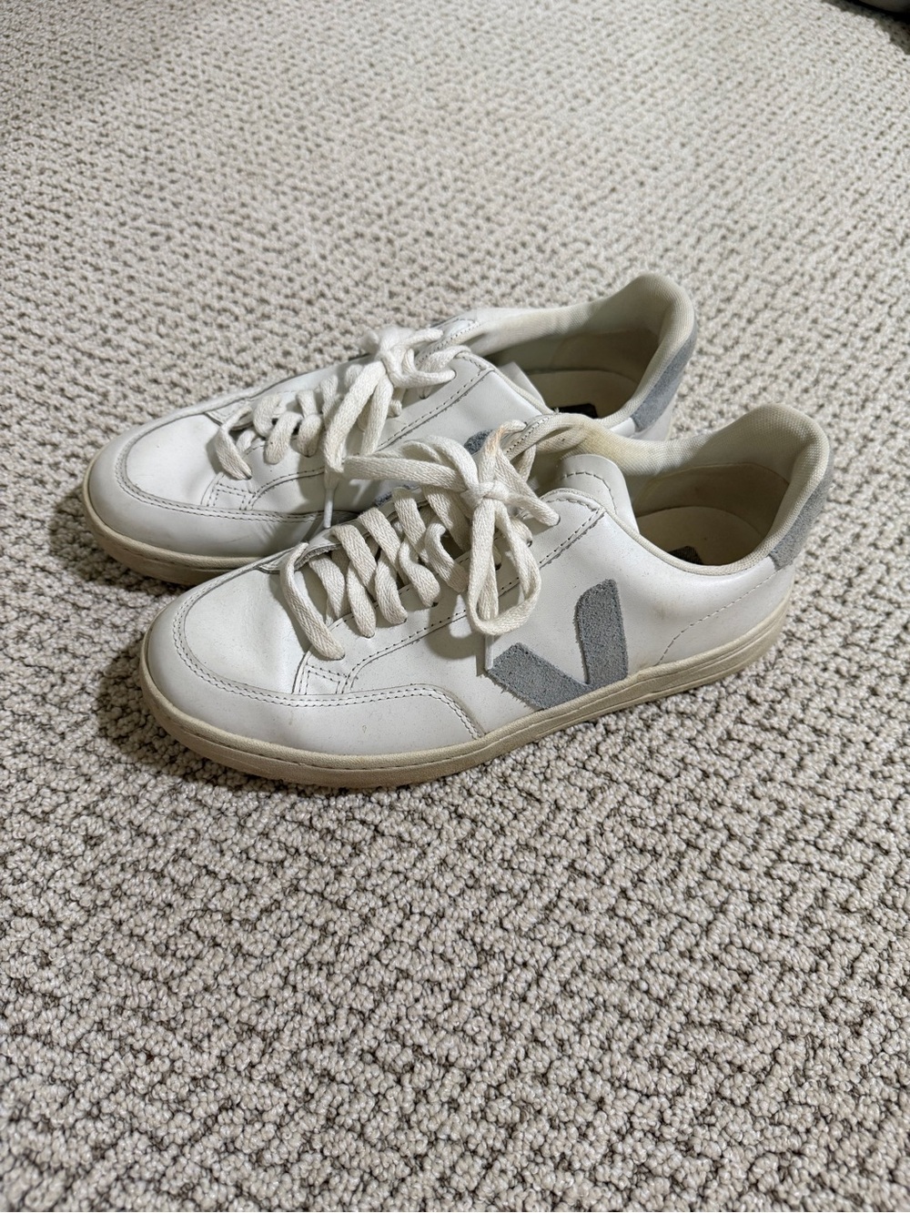 Women’s Vejas Sneaker